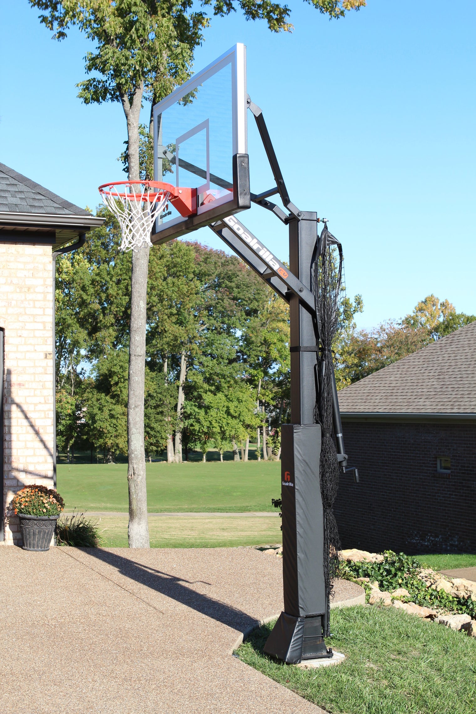 yard guard Easily folds up