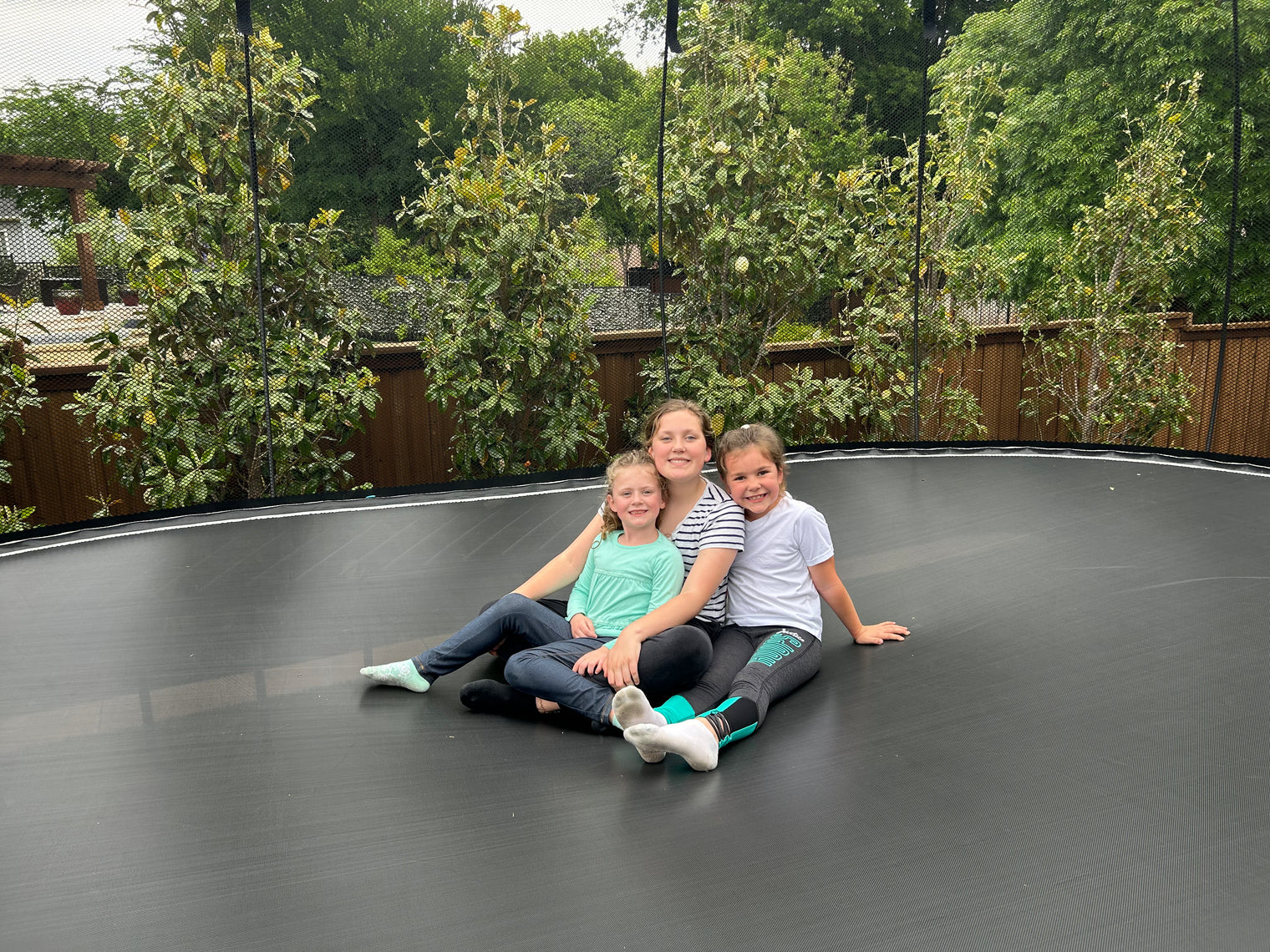 OVAL SPRINGLESS TRAMPOLINE